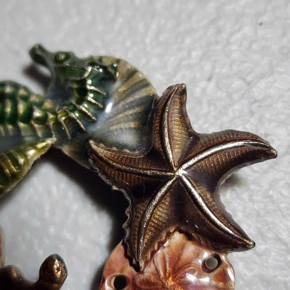 Vintage Enamel Sea Life Wreath Brooch Seahorse Turtle Starfish Nautical Pin